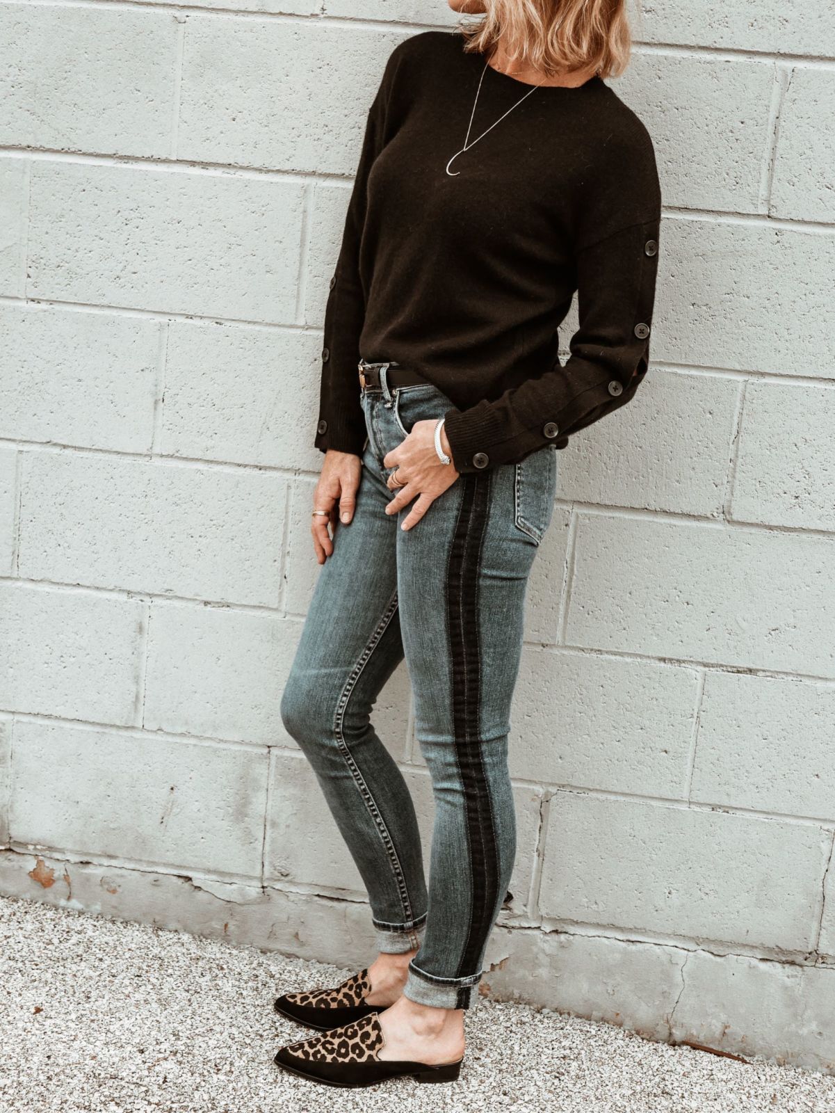 styling side stripe jeans | oh darling blog