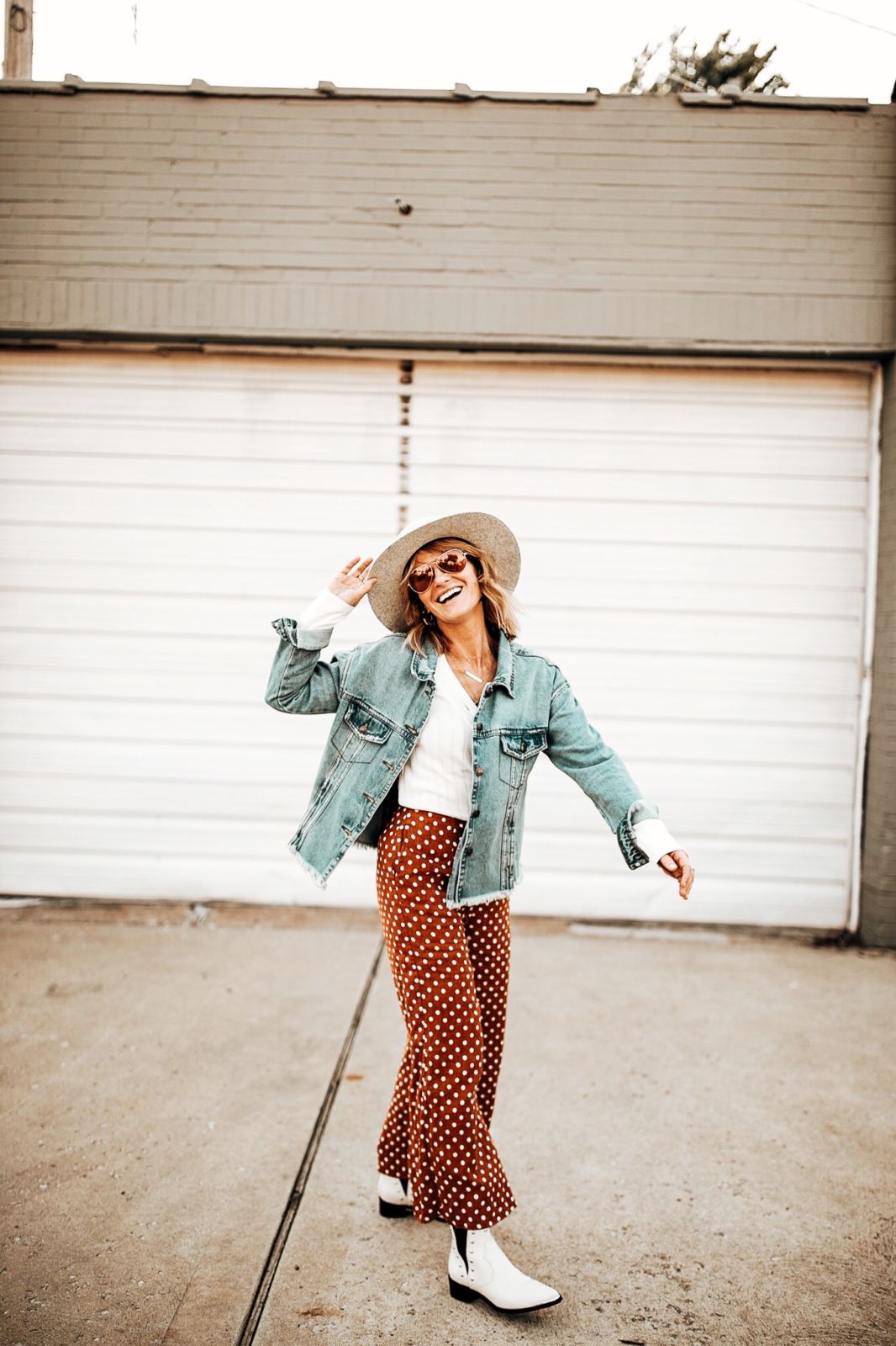 styling polka dot pants in the fall | oh darling blog