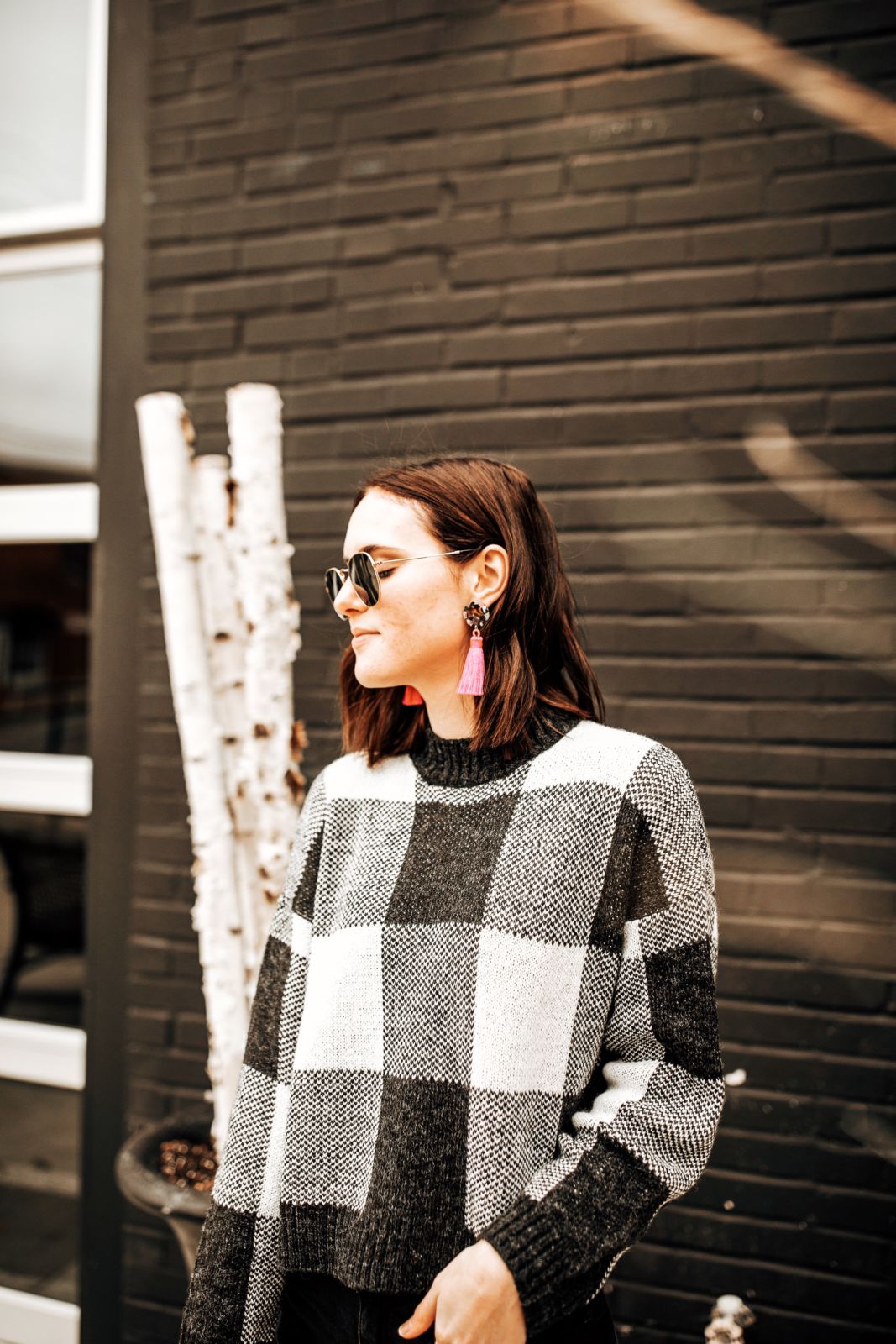 casual holiday outfit ideas | buffalo plaid sweater | solayne design earrings | oh darling blog