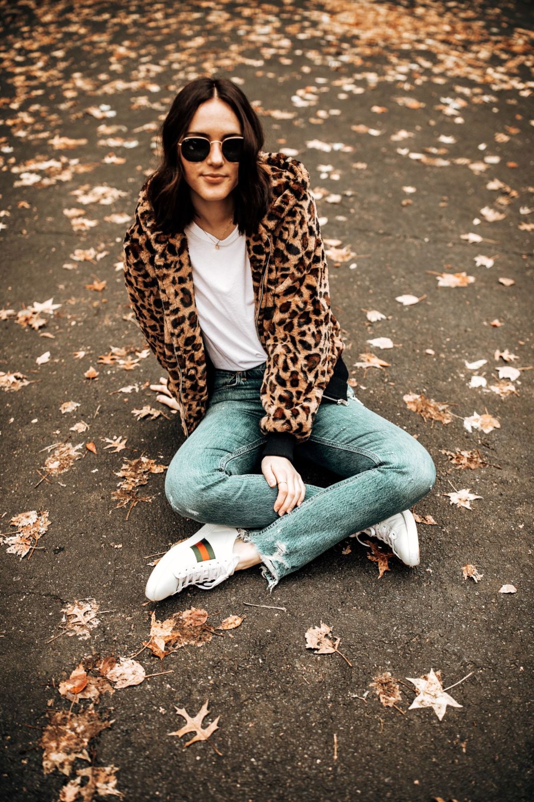 kindred shop | st louis | broke & sloan | leopard coat | white tee | gucci sneakers | oh darling blog