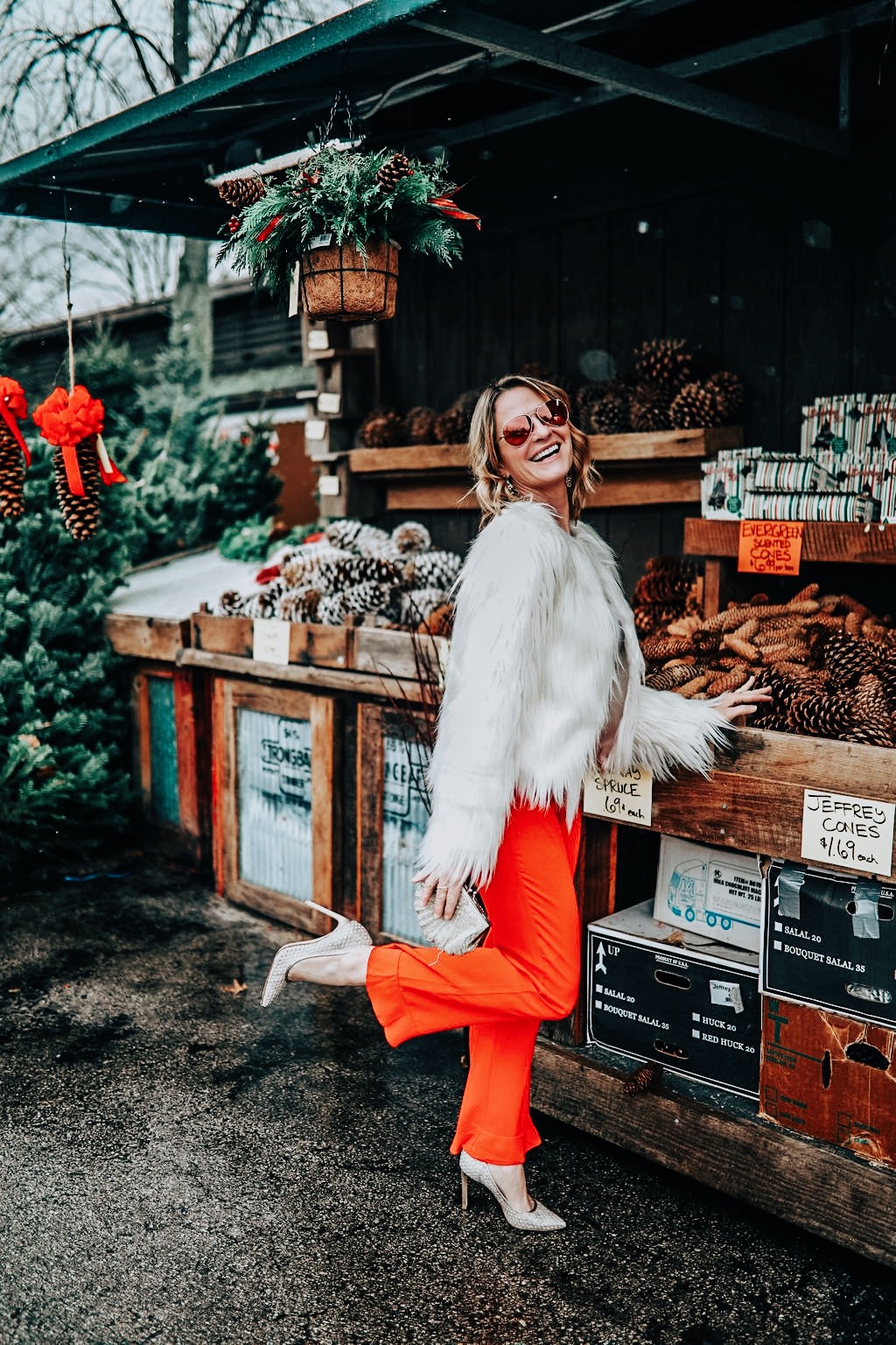 how to enjoy the holidays | knitted belle | kindred shops | st louis | winter style | what to wear for the holidays | oh darling blog