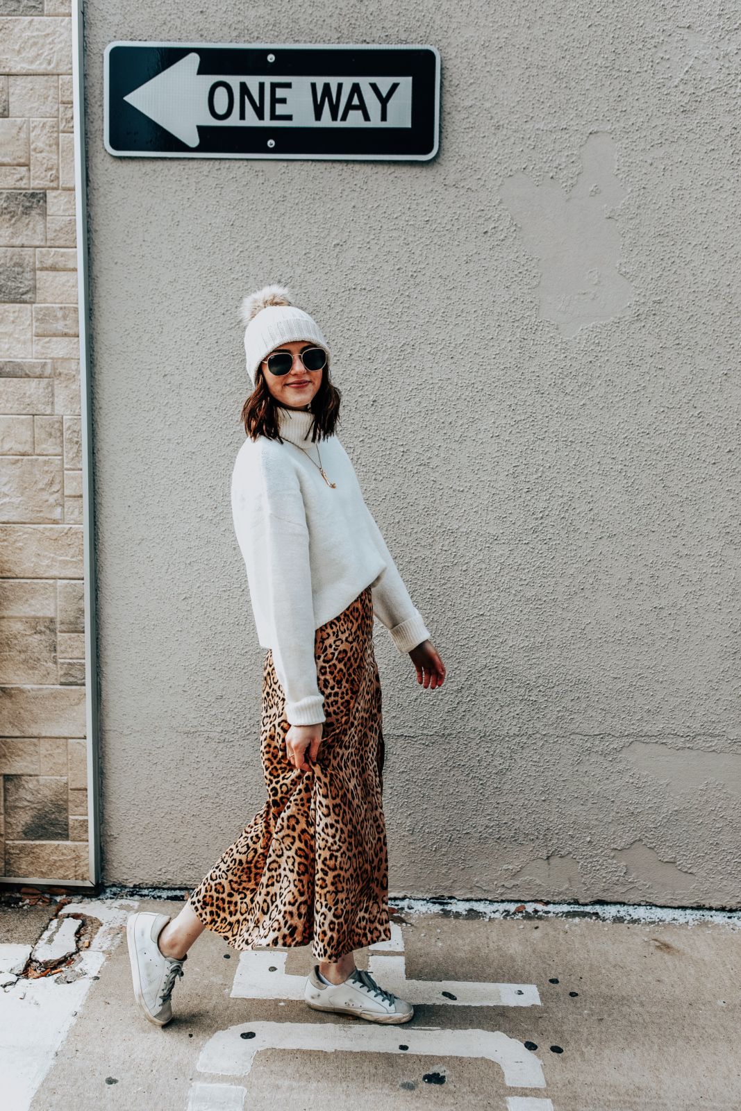 how to wear leopard | white sneakers | leopard skirt | white sweater | white beanie | oh darling blog