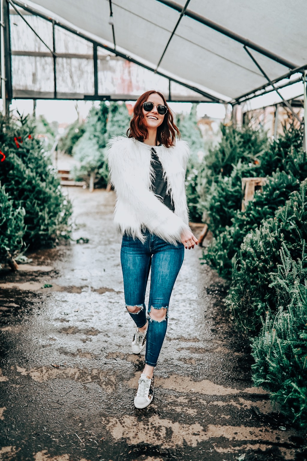 how to enjoy the holidays | knitted belle | kindred shops | st louis | winter style | styling a faux fur jacket \ what to wear with faux fur | winter outfit inspiration | oh darling blog