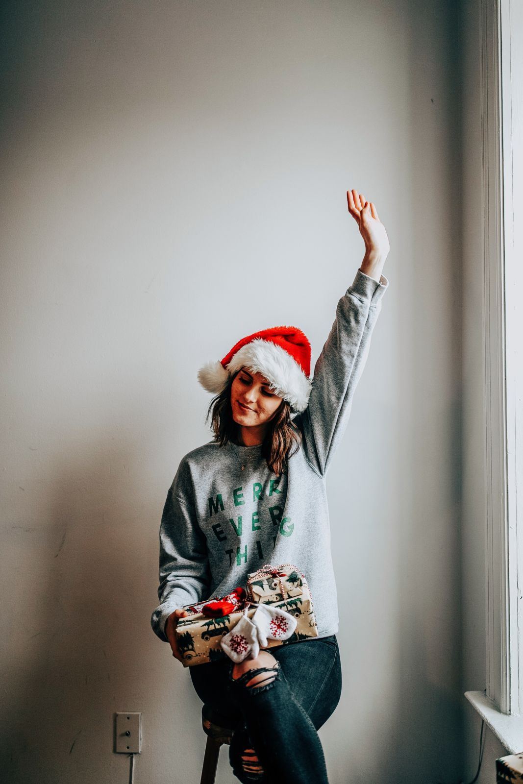 the best gift wrapping ideas | propertees | chris loves julia | merry everything sweatshirt | oh darling blog