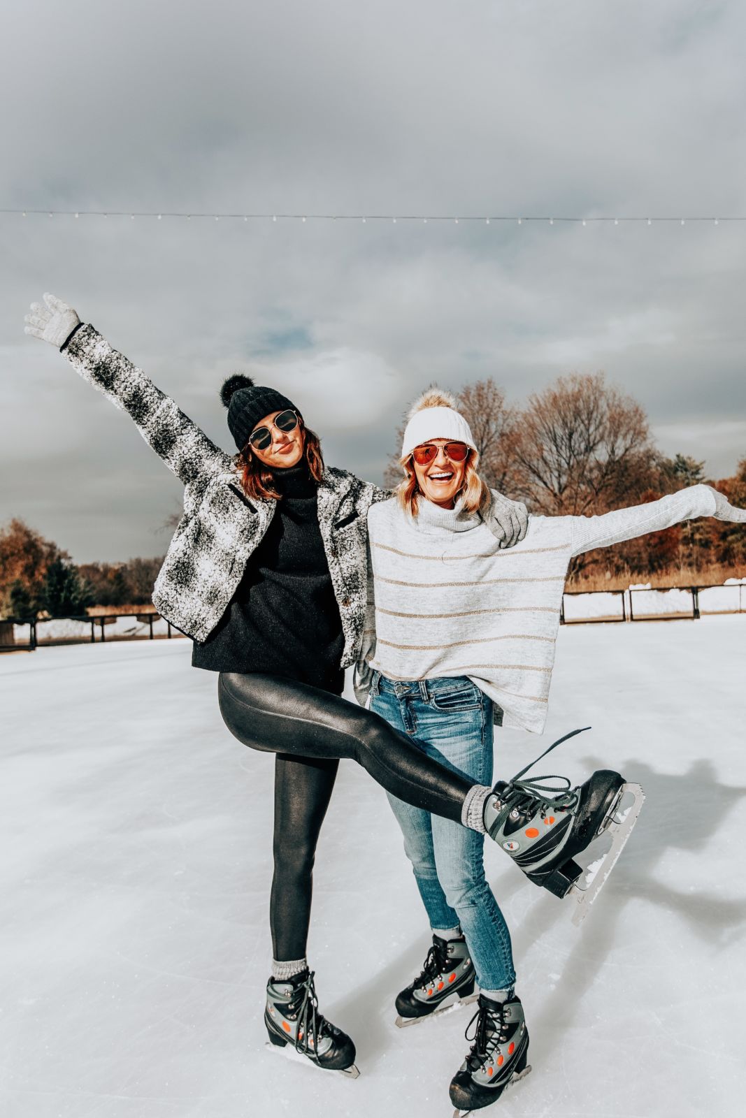 holiday bucket list | evereve | spanx leggings | free people sweater | dylan sherpa jacket | kut from the cloth jeans | cupcake & cashmere sweater | ice skating | oh darling blog