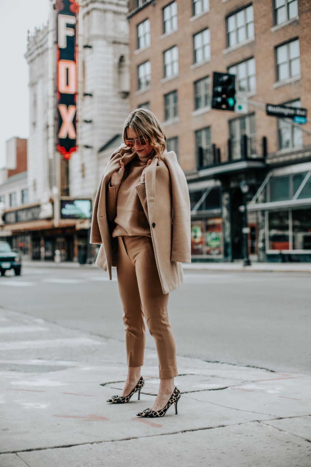 neutral outfit | tan outfit | camel colored outfit | monochromatic outfit | street style | winter style | oh darling blog