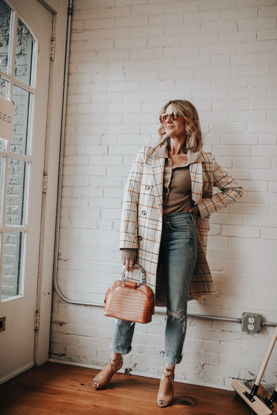 oversized coat | plaid coat | spring style | neutral outfit | moc croc bag | spring coats | oh darling blog