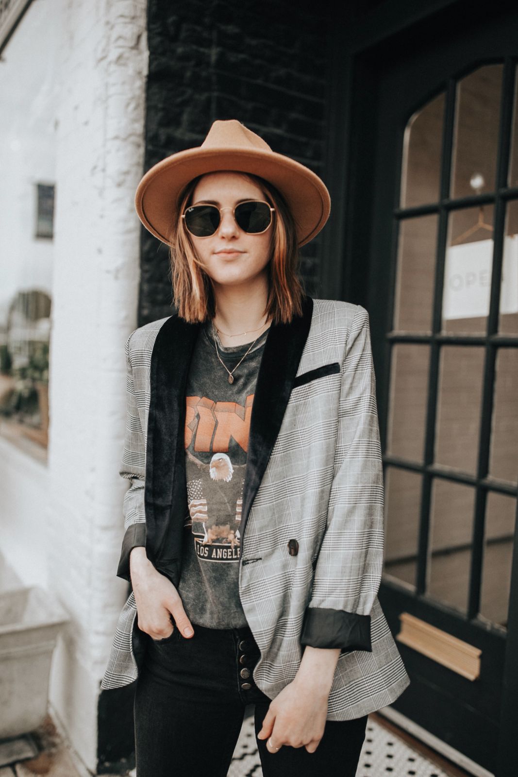 spring style | anine bing | graphic tee | casual outfit | blazer style | black skinny jeans | personal blog post | oh darling blog