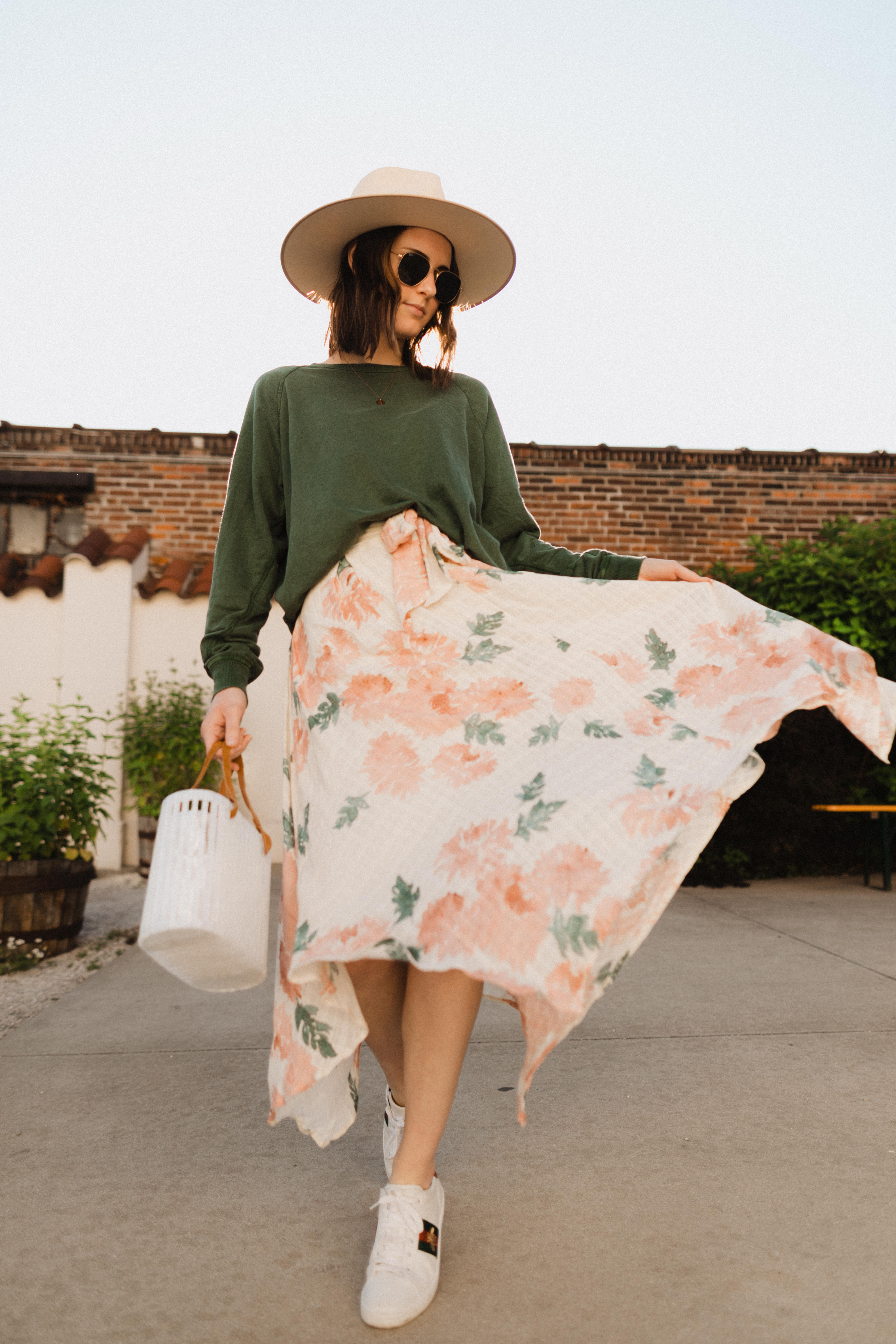 Lovestitch Clothing: 7 Outfits To Wear This Summer | sweatshirt outfit summer | sweatshirt outfit casual | maxi skirt outfit summer | maxi skirt outfit casual | skirt and sneakers outfit | midi skirt outfit casual | Oh Darling Blog