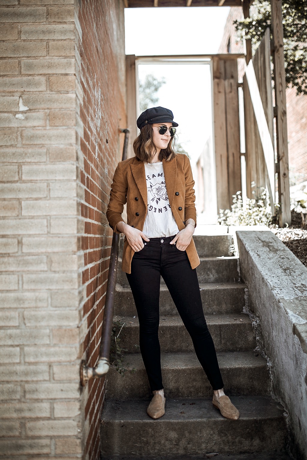 styling a corduroy blazer for fall | oh darling blog