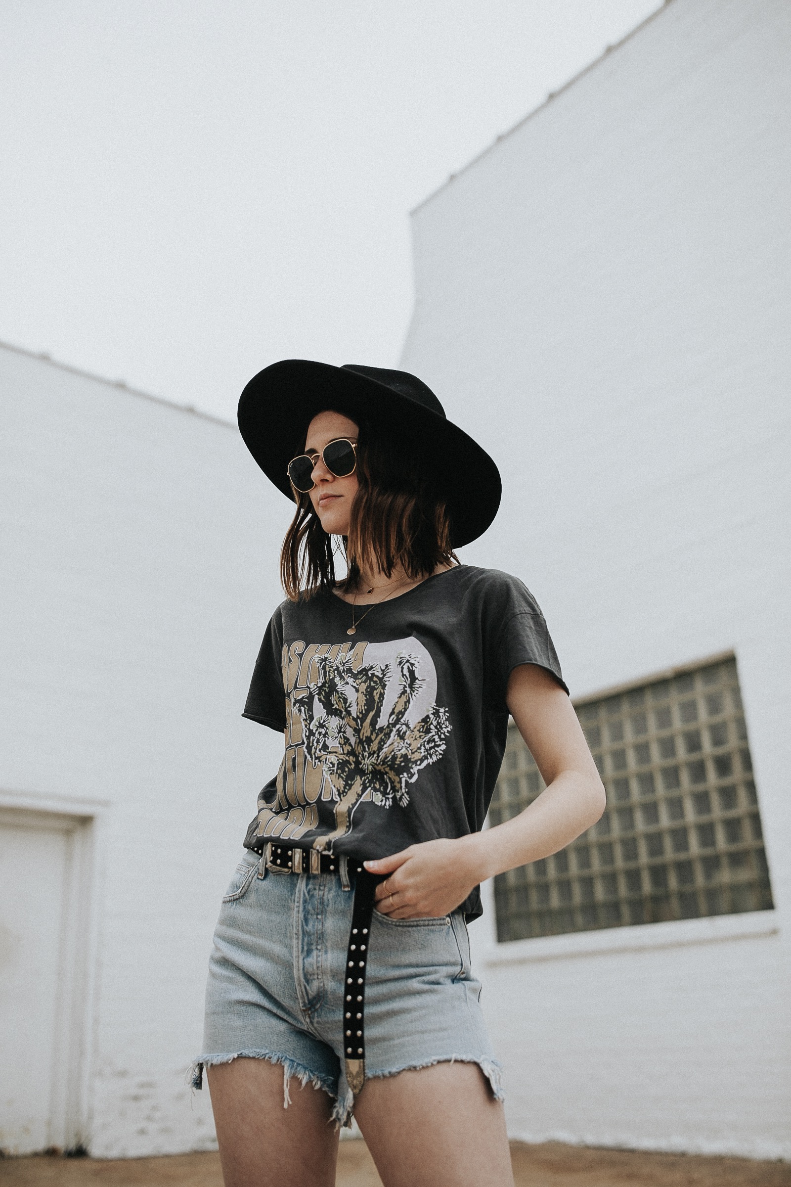 The Best Graphic Tee Brands + Outfit Ideas