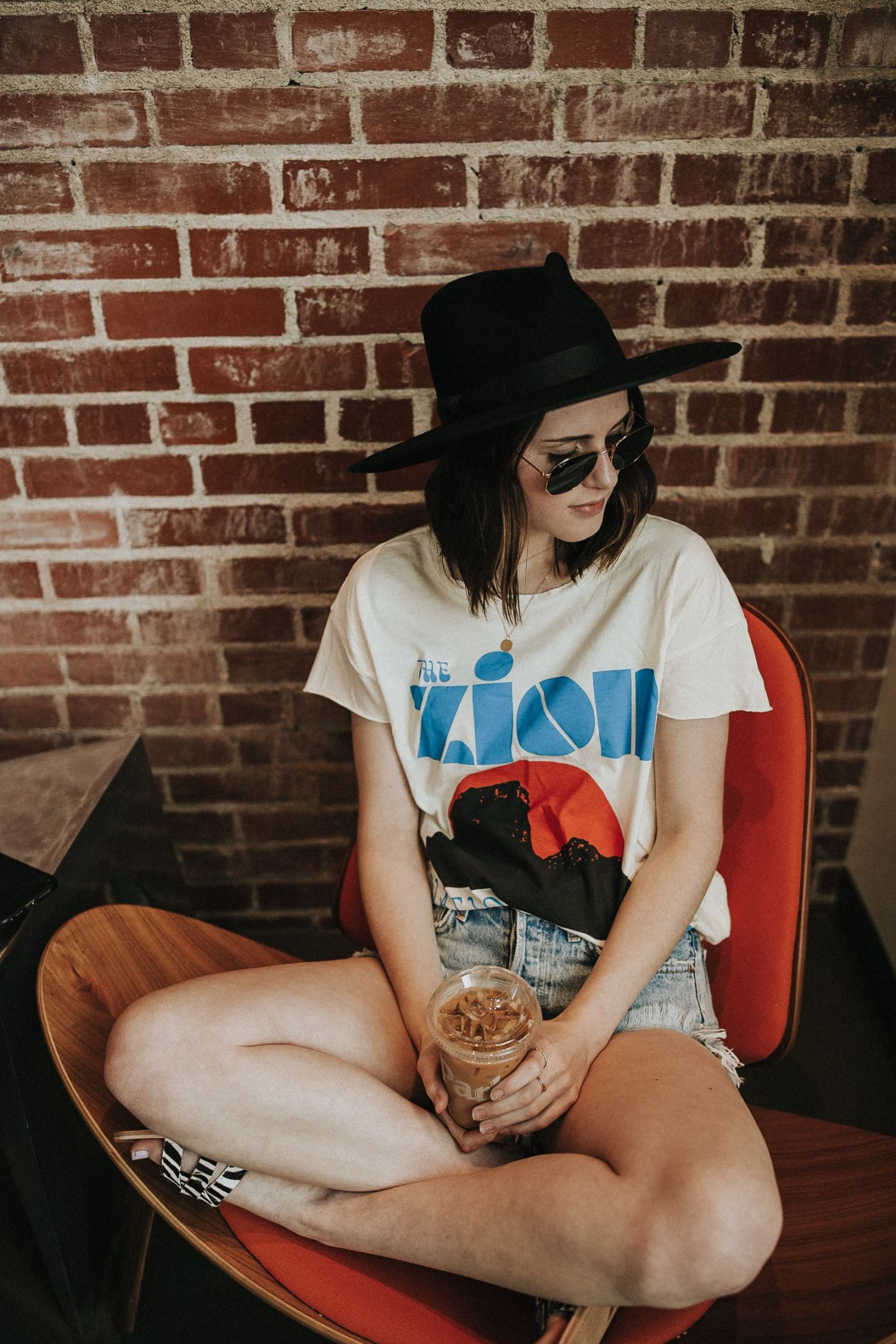 The Best Graphic Tee Brands + Outfit Ideas | Oh Darling Blog