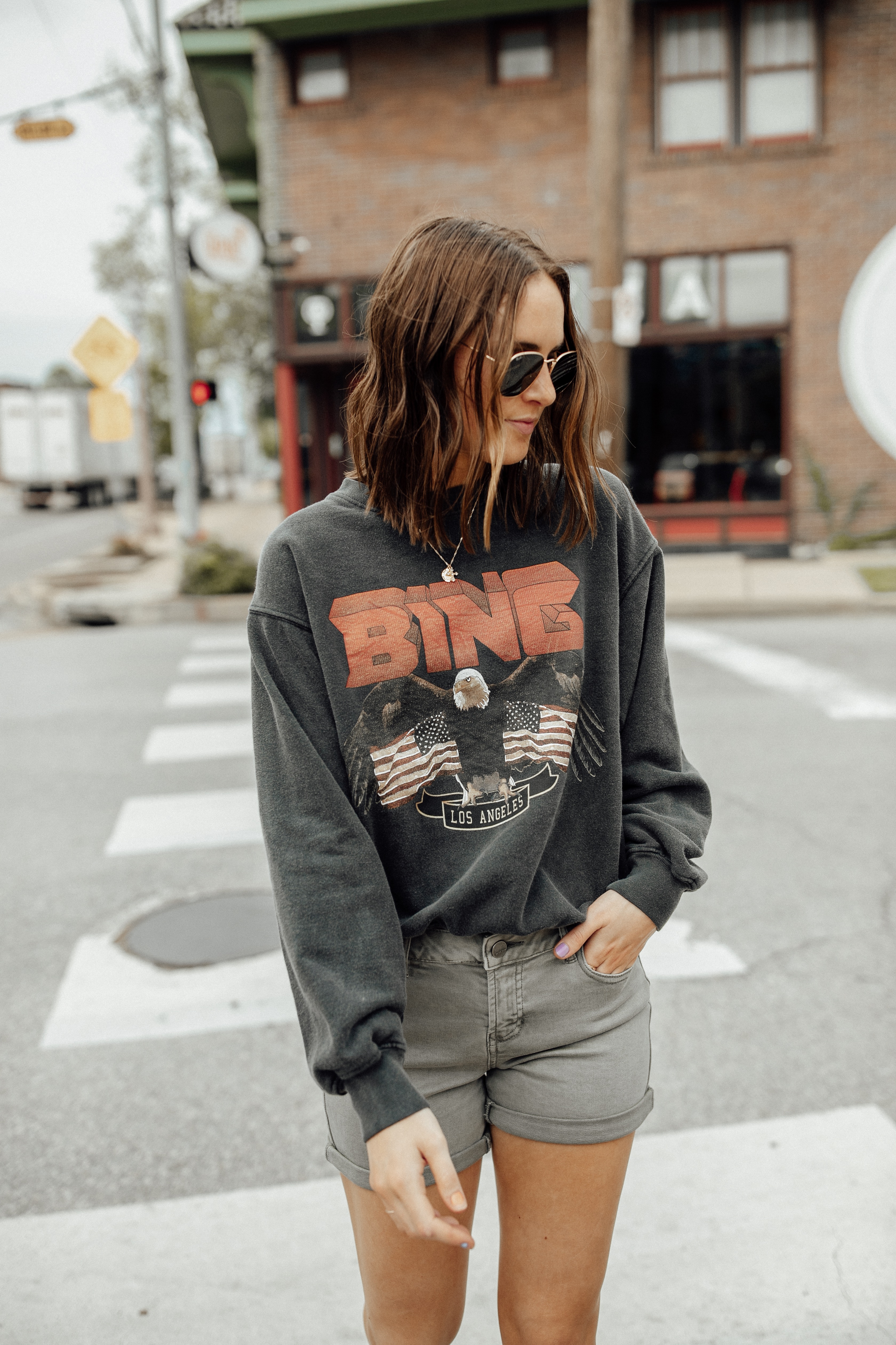 6 Fashion Brands That are Worth the Splurge | Anine Bing style | Anine Bing outfit | casual summer outfits | casual summer outfits women | splurge vs save clothes | graphic tees for women | graphic tees | Oh Darling Blog